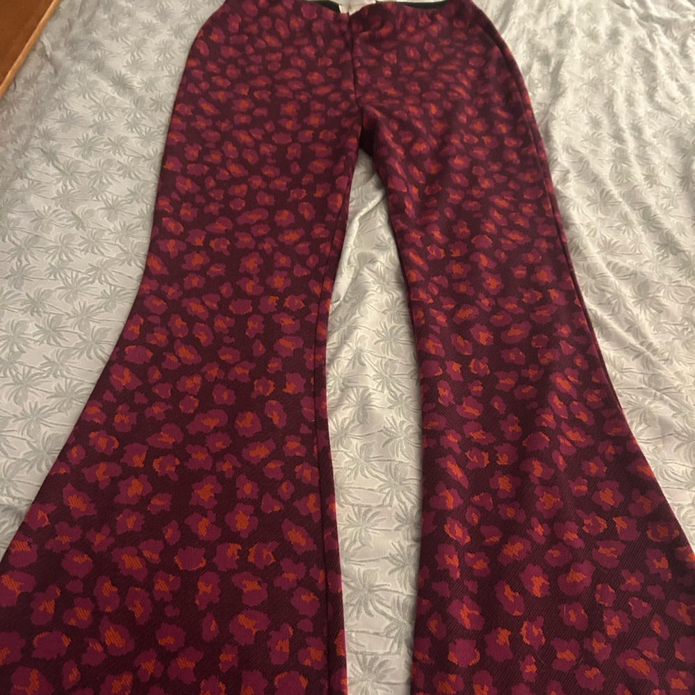 Anthropologie Red and Pink Patterned Flare Pants small